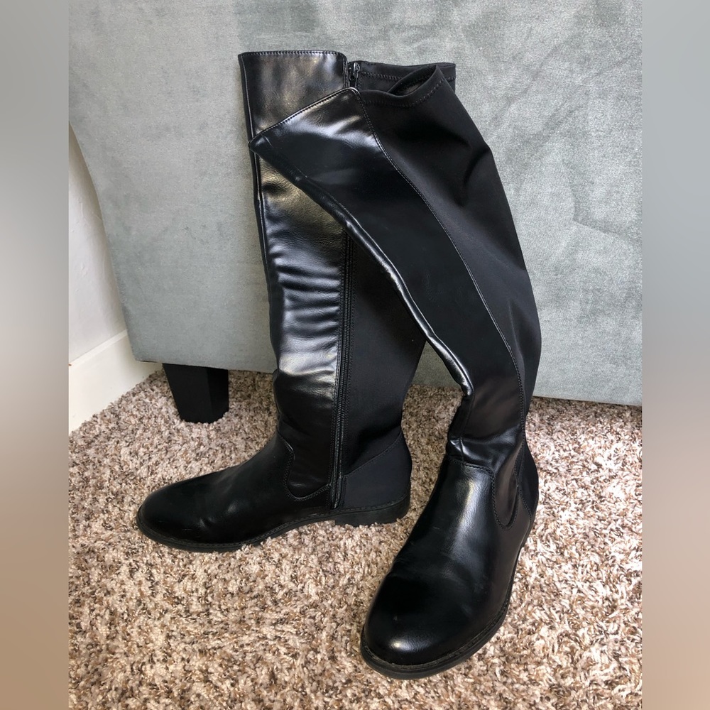 Black boots
